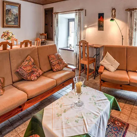 Holiday home Quaint In Ponts Near Forest *