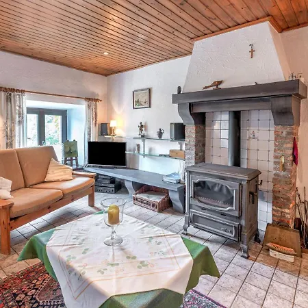 Quaint In Ponts Near Forest Holiday home Trois-Ponts