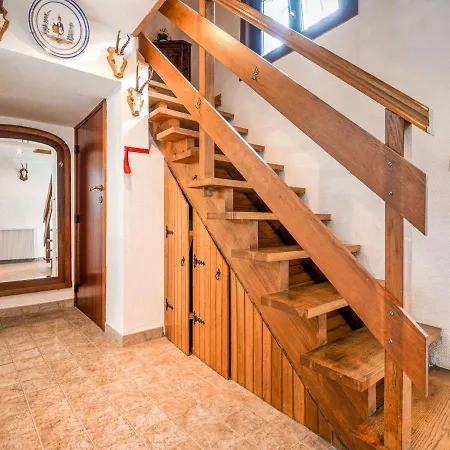 Quaint In Ponts Near Forest Holiday home *